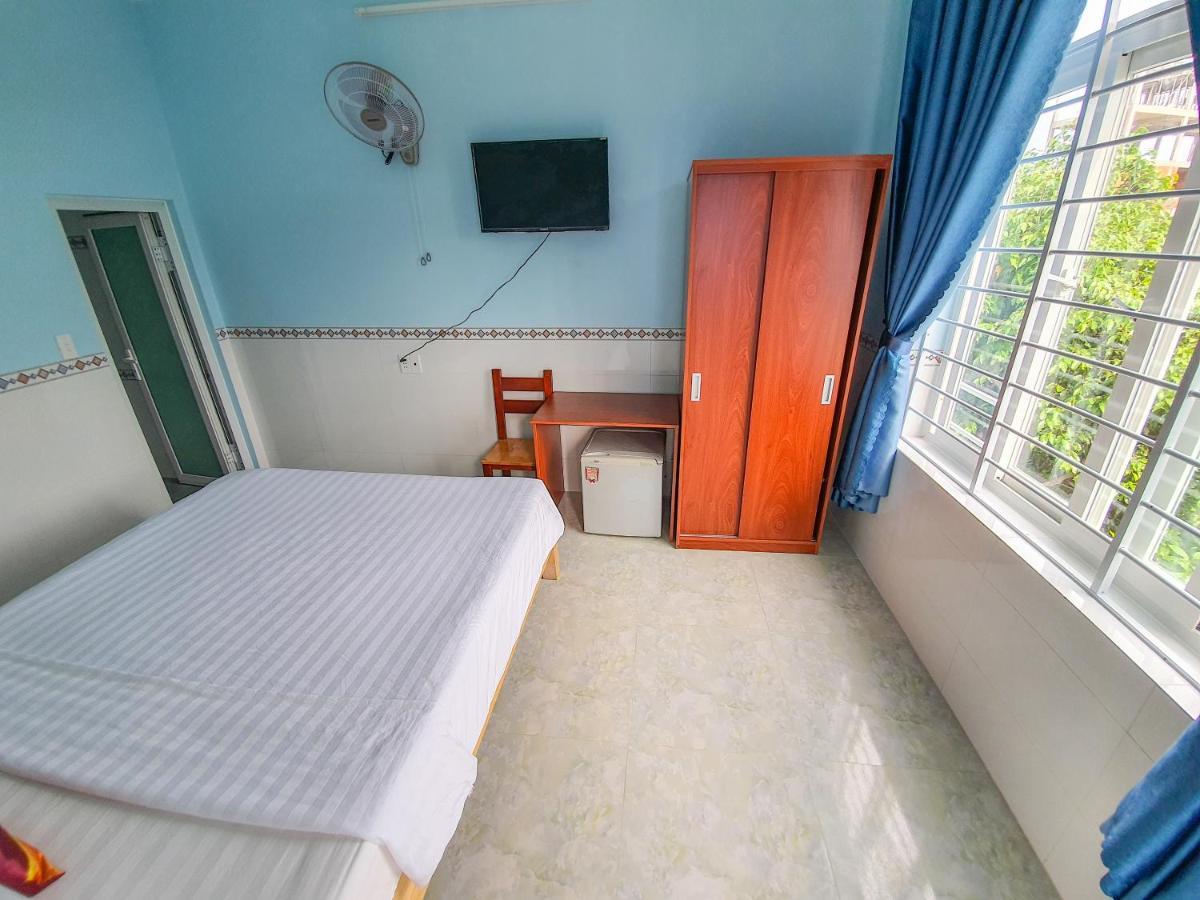Hotel Dang Khoa Chi Khu Co Ong Екстер'єр фото
