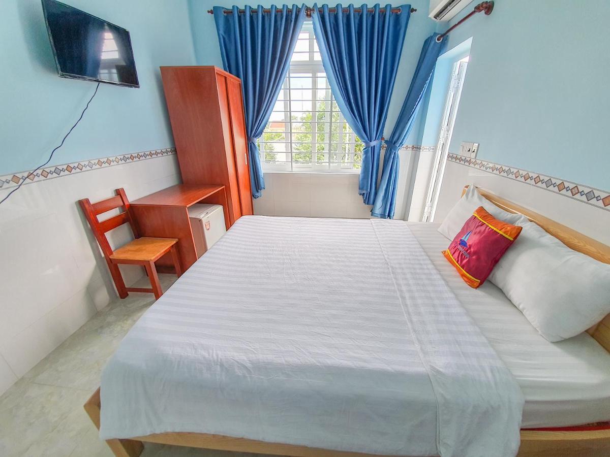 Hotel Dang Khoa Chi Khu Co Ong Екстер'єр фото